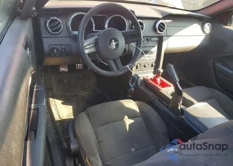 2008 Ford Mustang z USA, uszkodzony, nr VIN 1ZVHT80N485199604